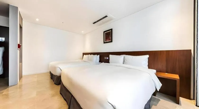Cs Premier Hotel Seoul 3*,