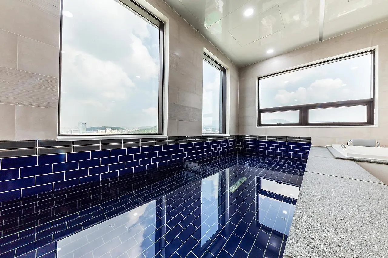 Cs Premier Hotel Soul